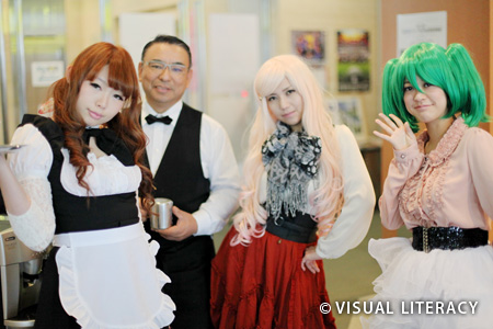 さかおり祭り「新年餅つき大会」　萌きゅんエンジェル　メイド喫茶