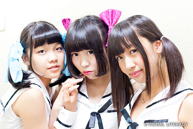 山梨県アイドルのメイク完成後で衣装チェンジ後